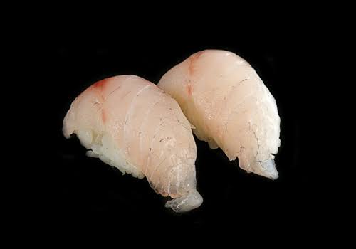 133. NIGIRI SUZUKI (branzino)