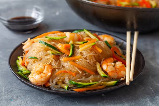 508. SPAGHETTI DI SOIA & GAMBERI