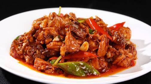563. MANZO IN SALSA PICCANTE